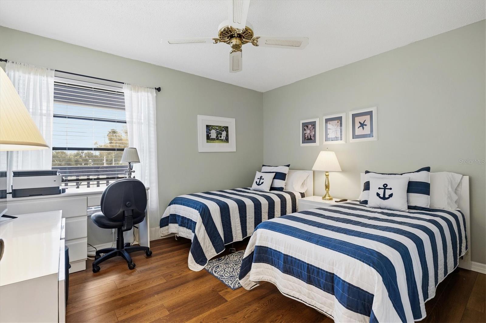 GOLFVIEW - Residential