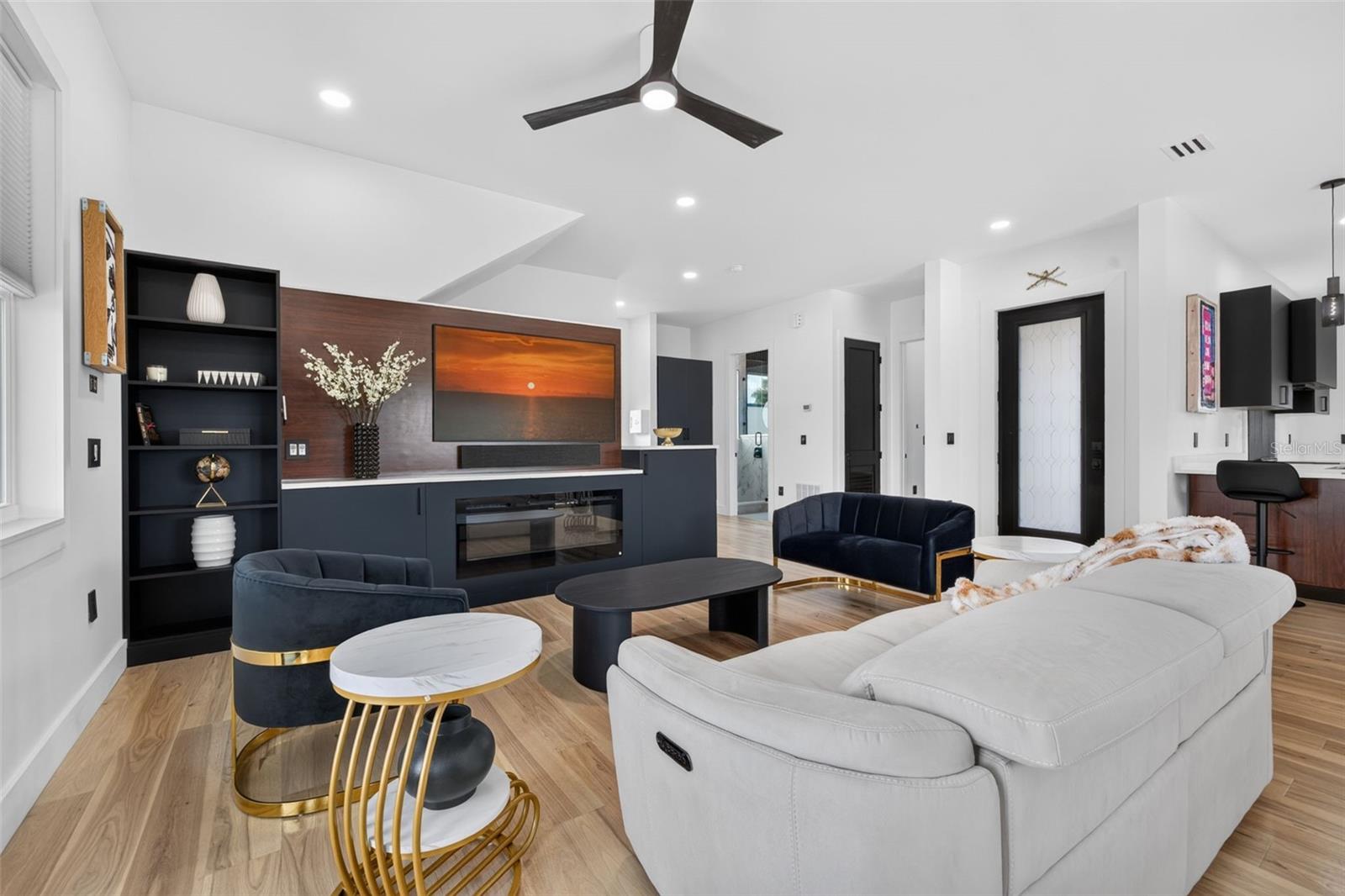 16210 3RD STREET E