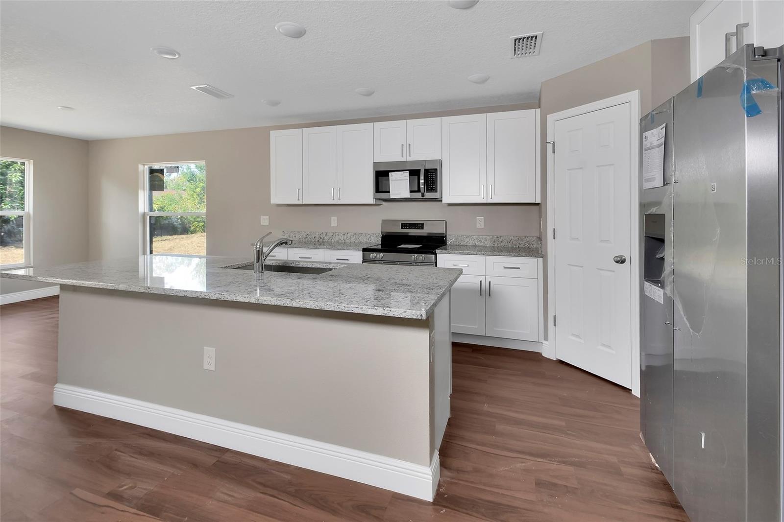 HILLCREST UN 1 - Residential