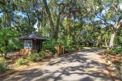 A home in APOPKA