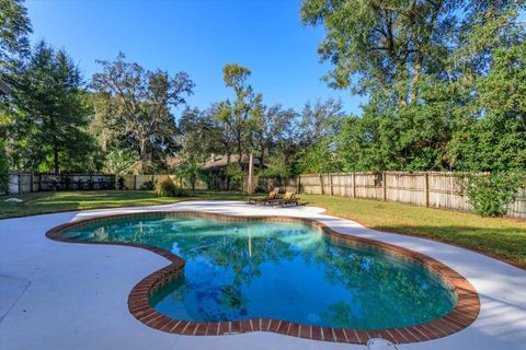 A home in APOPKA