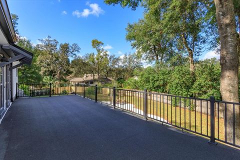 A home in APOPKA