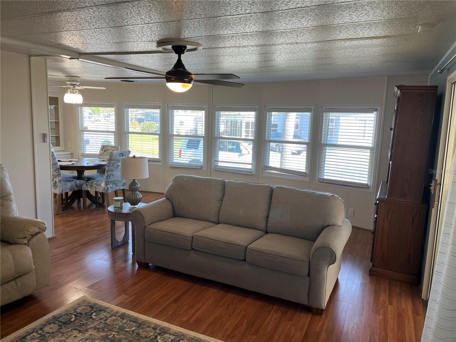 VENICE ISLE - Residential