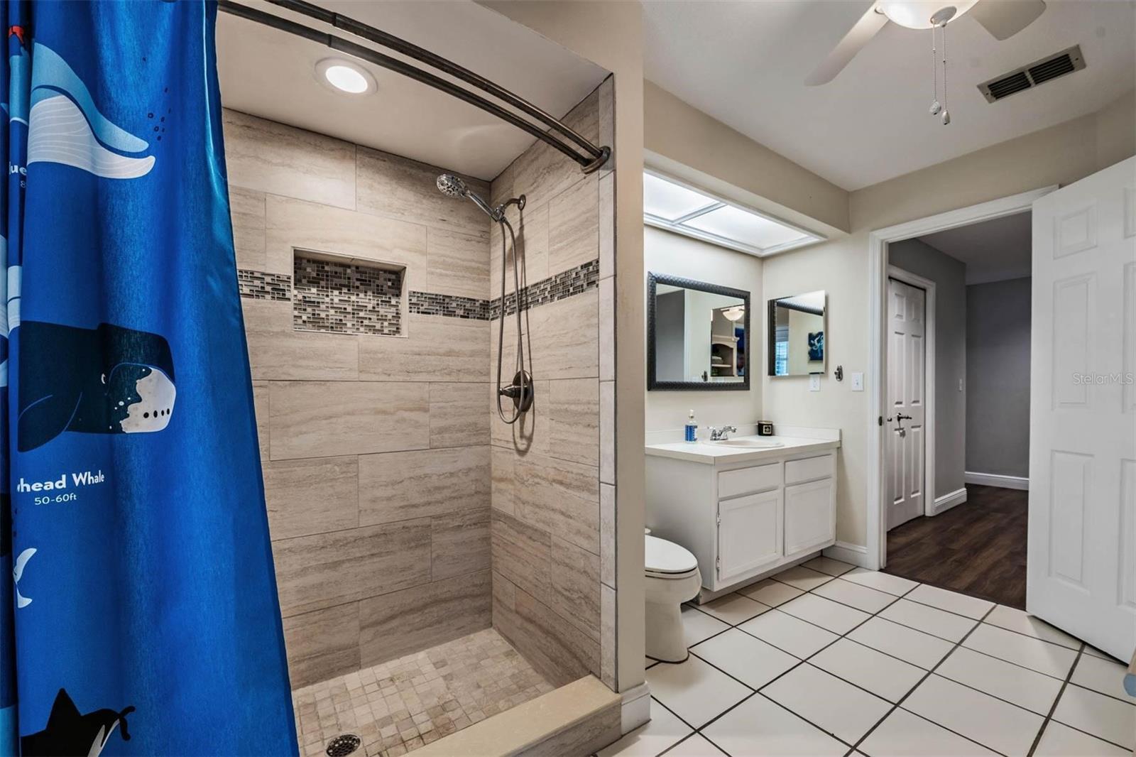 MASON OAKS - Residential