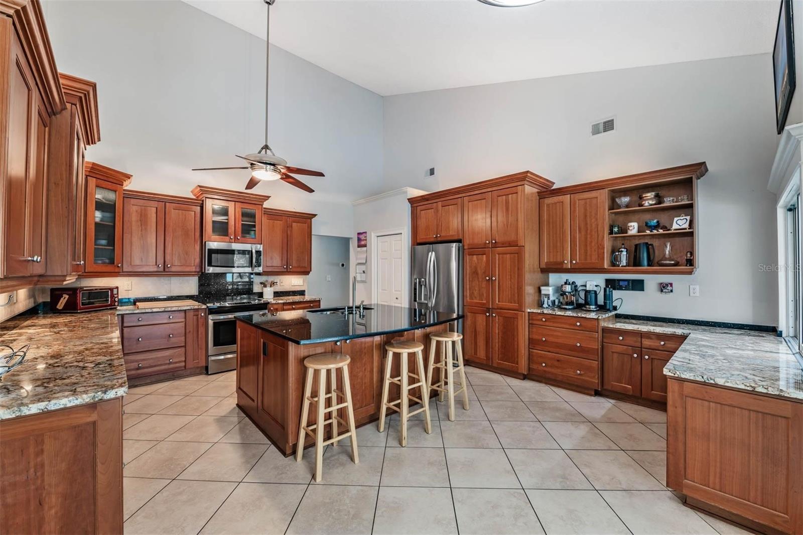 MASON OAKS - Residential