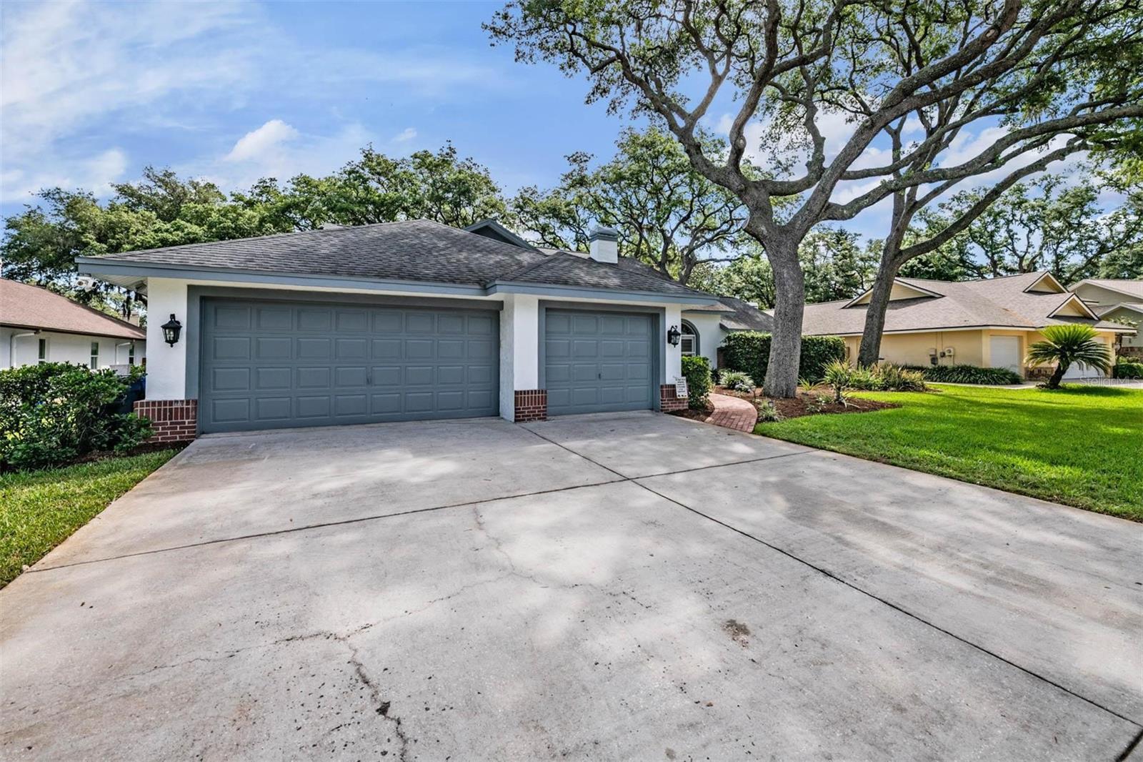 MASON OAKS - Residential