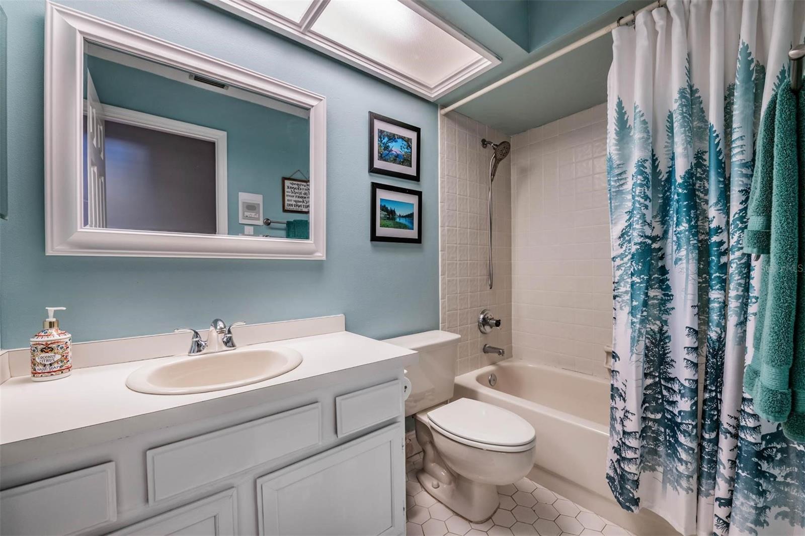 MASON OAKS - Residential