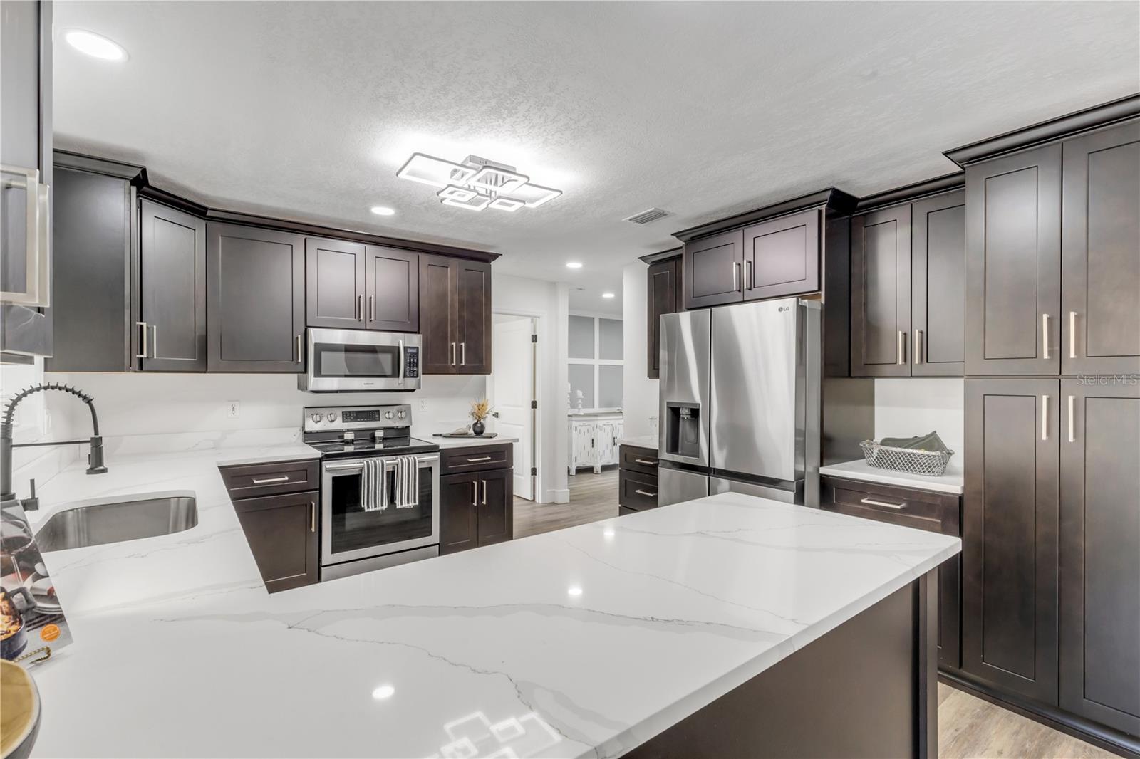 OAK FOREST PH 01-05 - Residential