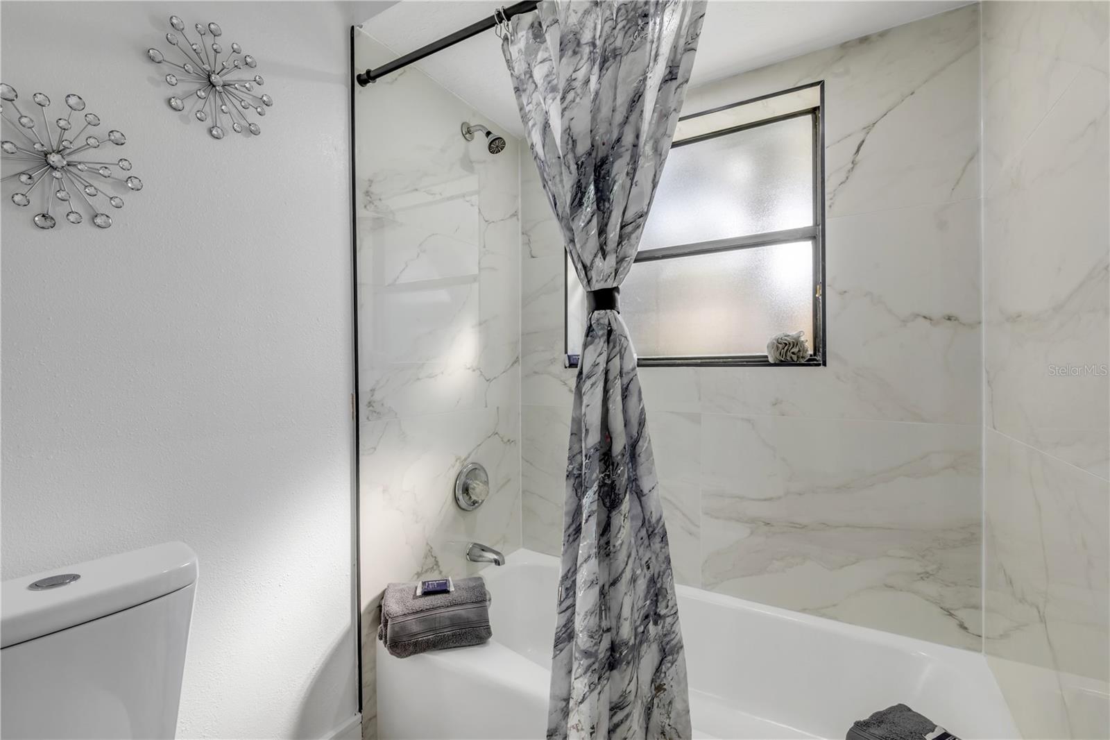 OAK FOREST PH 01-05 - Residential