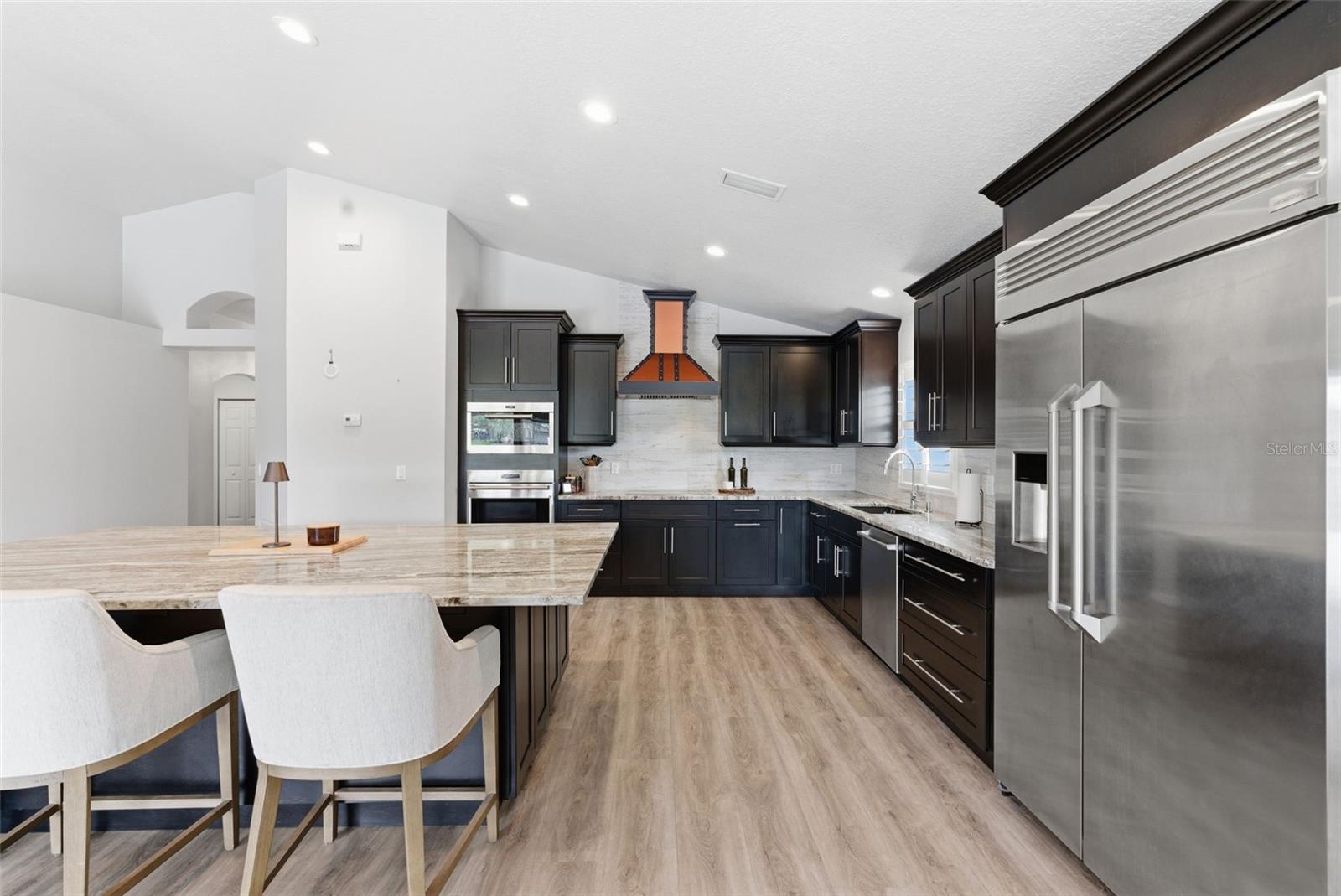 LAKE PADGETT ESTATES EAST - Residential