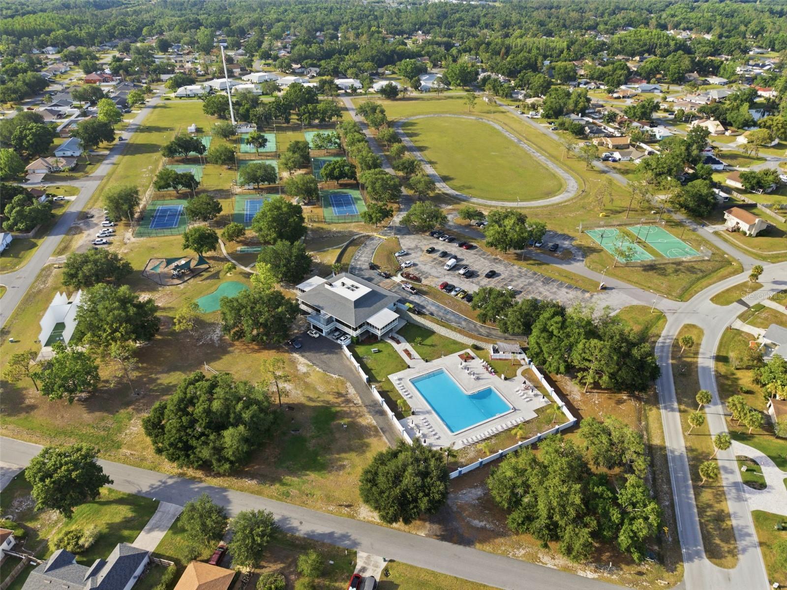 LAKE PADGETT ESTATES EAST - Residential