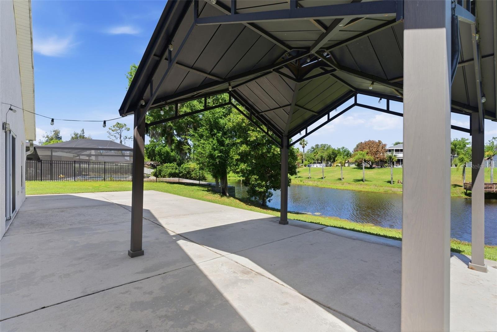 LAKE PADGETT ESTATES EAST - Residential