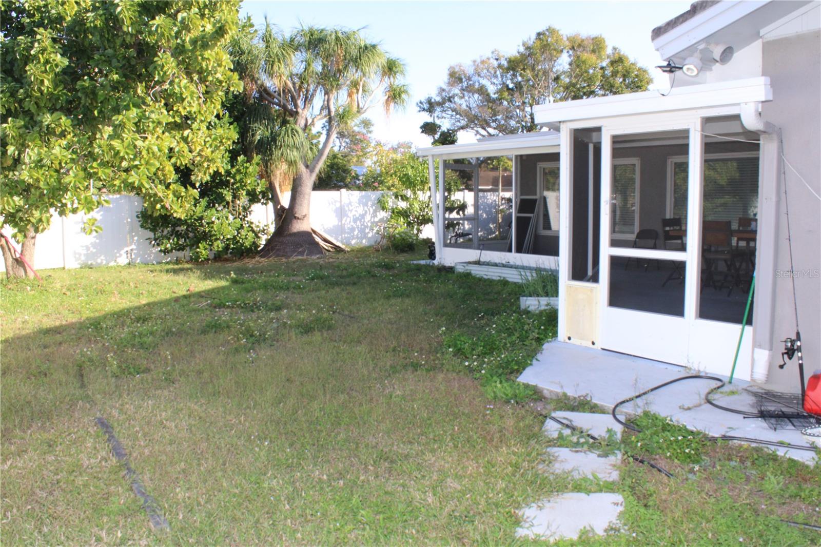 WESTCHESTER ESTATES UNIT TWO - Residential Lease