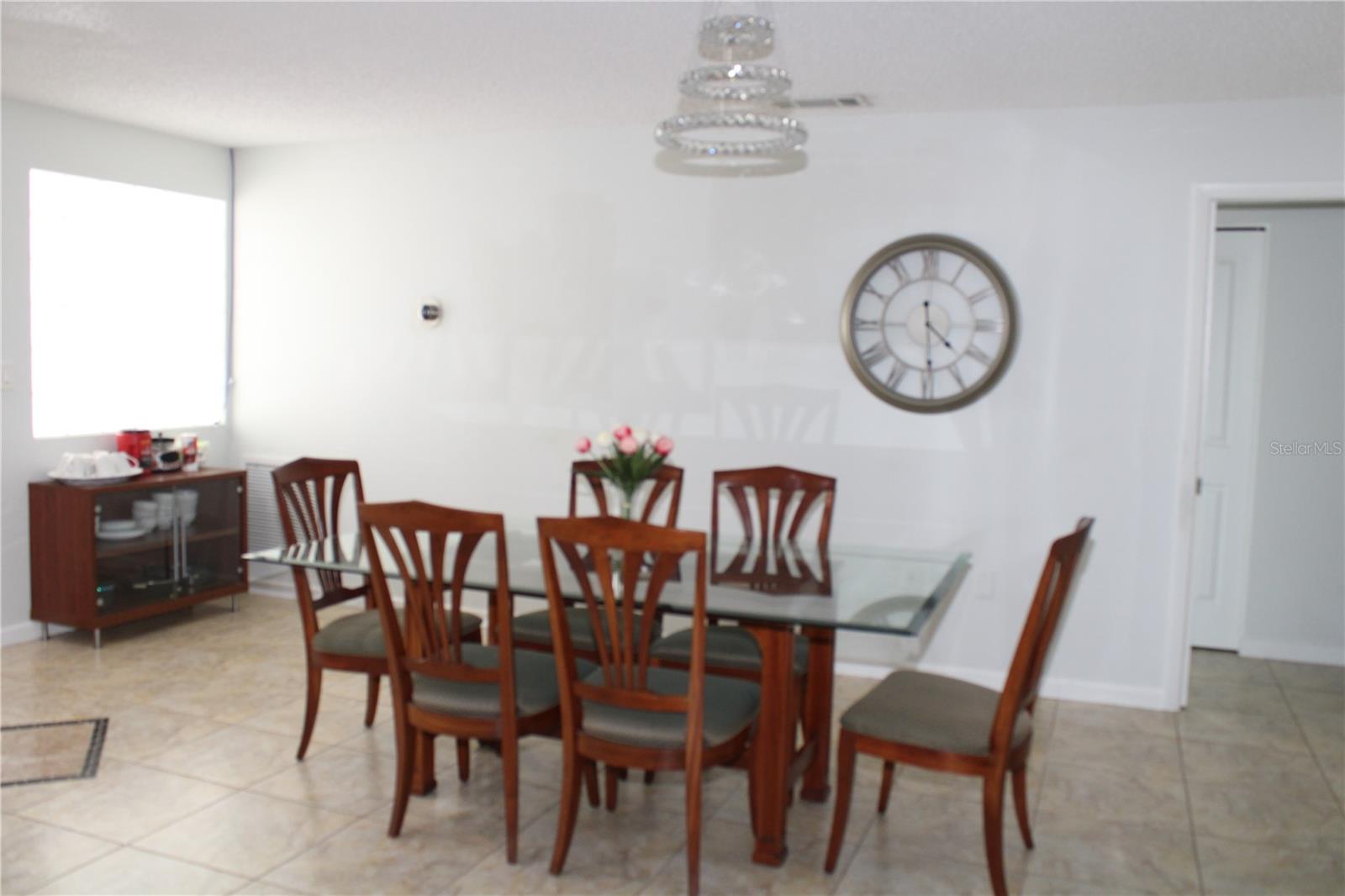 WESTCHESTER ESTATES UNIT TWO - Residential Lease