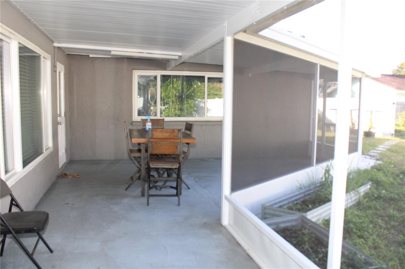 WESTCHESTER ESTATES UNIT TWO - Residential Lease