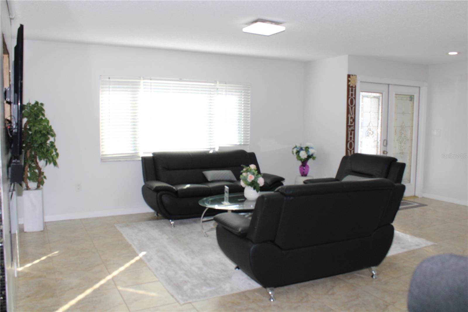 WESTCHESTER ESTATES UNIT TWO - Residential Lease