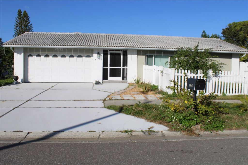 Photo of 7655 Cardiff Court, St Petersburg, FL 33709 (MLS # TB8458886)