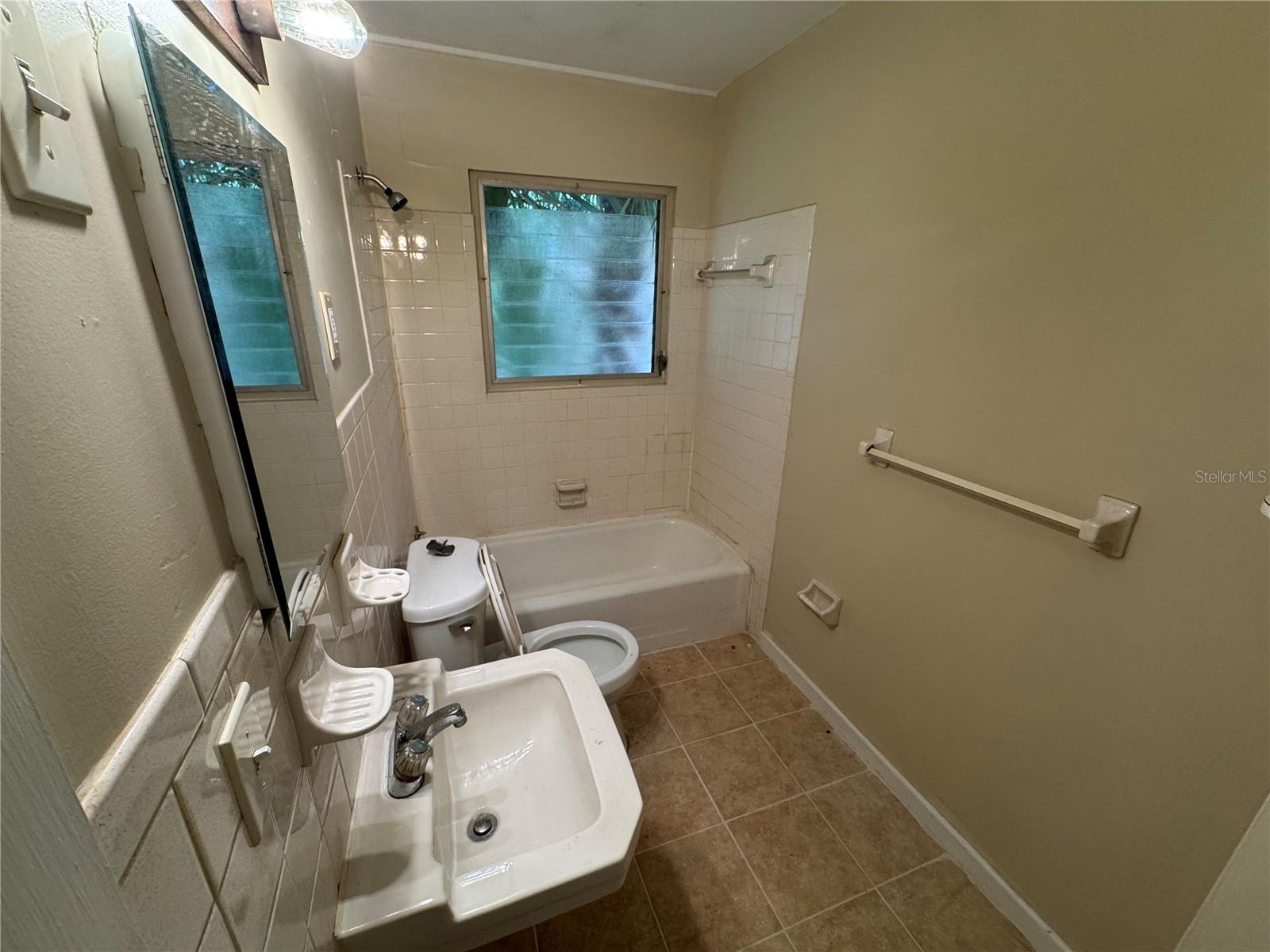 242 CEDAR STREET 10