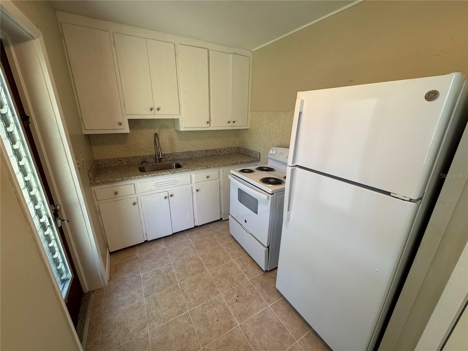 242 CEDAR STREET 10