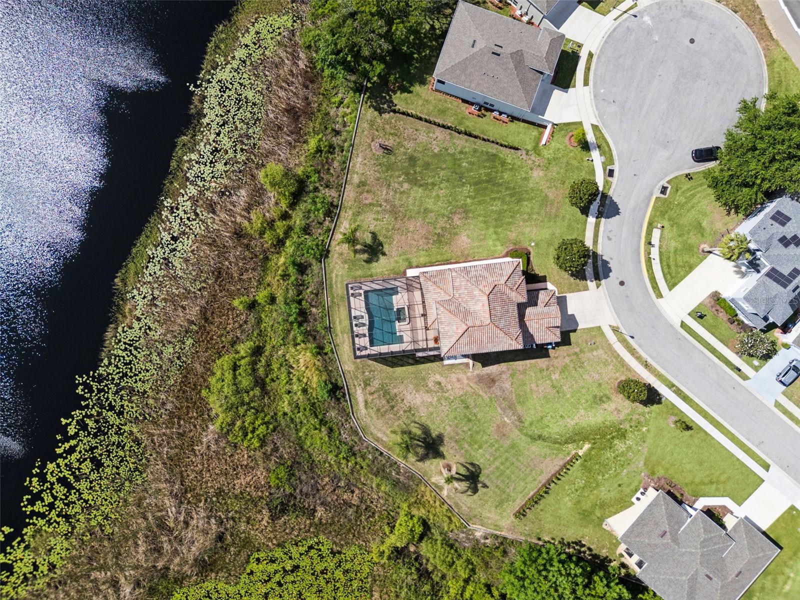 CALABAY PARC AT TOWER LAKE - Residential