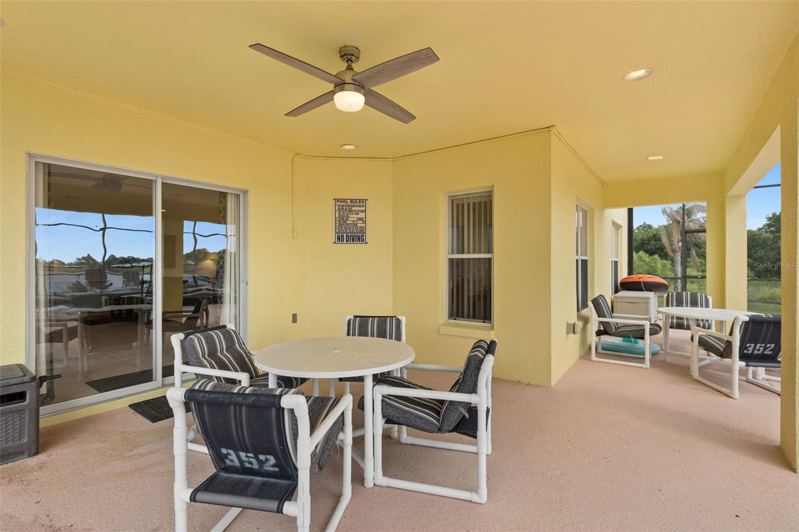 CALABAY PARC AT TOWER LAKE - Residential