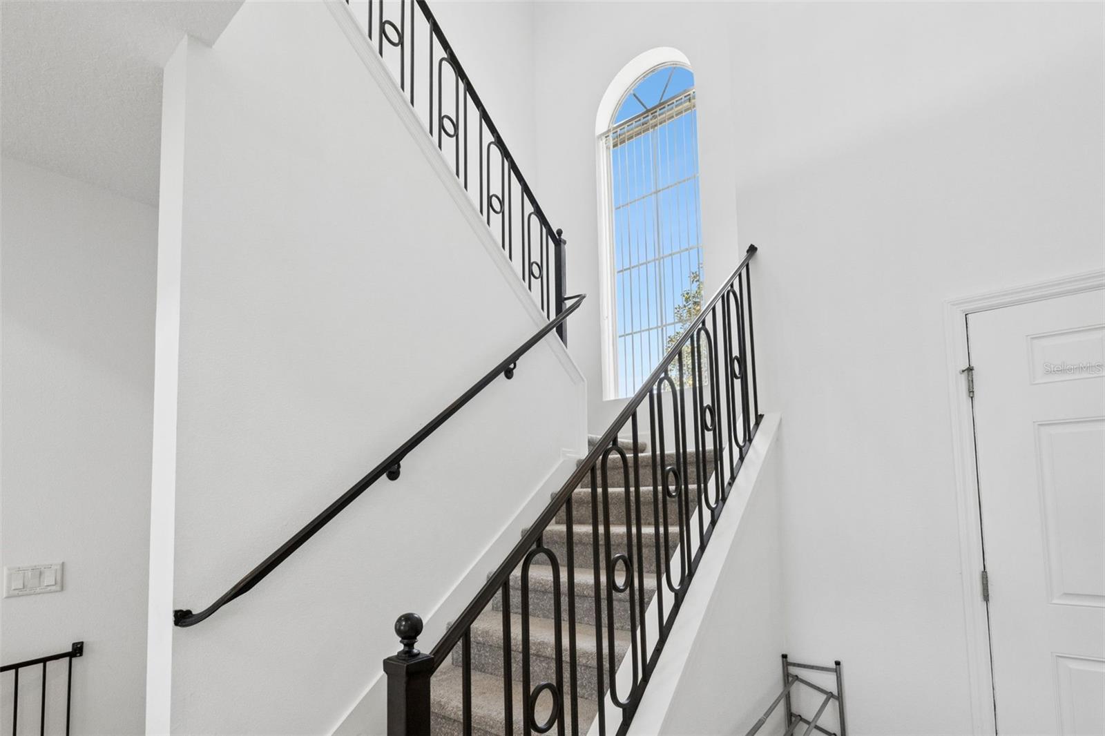 CALABAY PARC AT TOWER LAKE - Residential