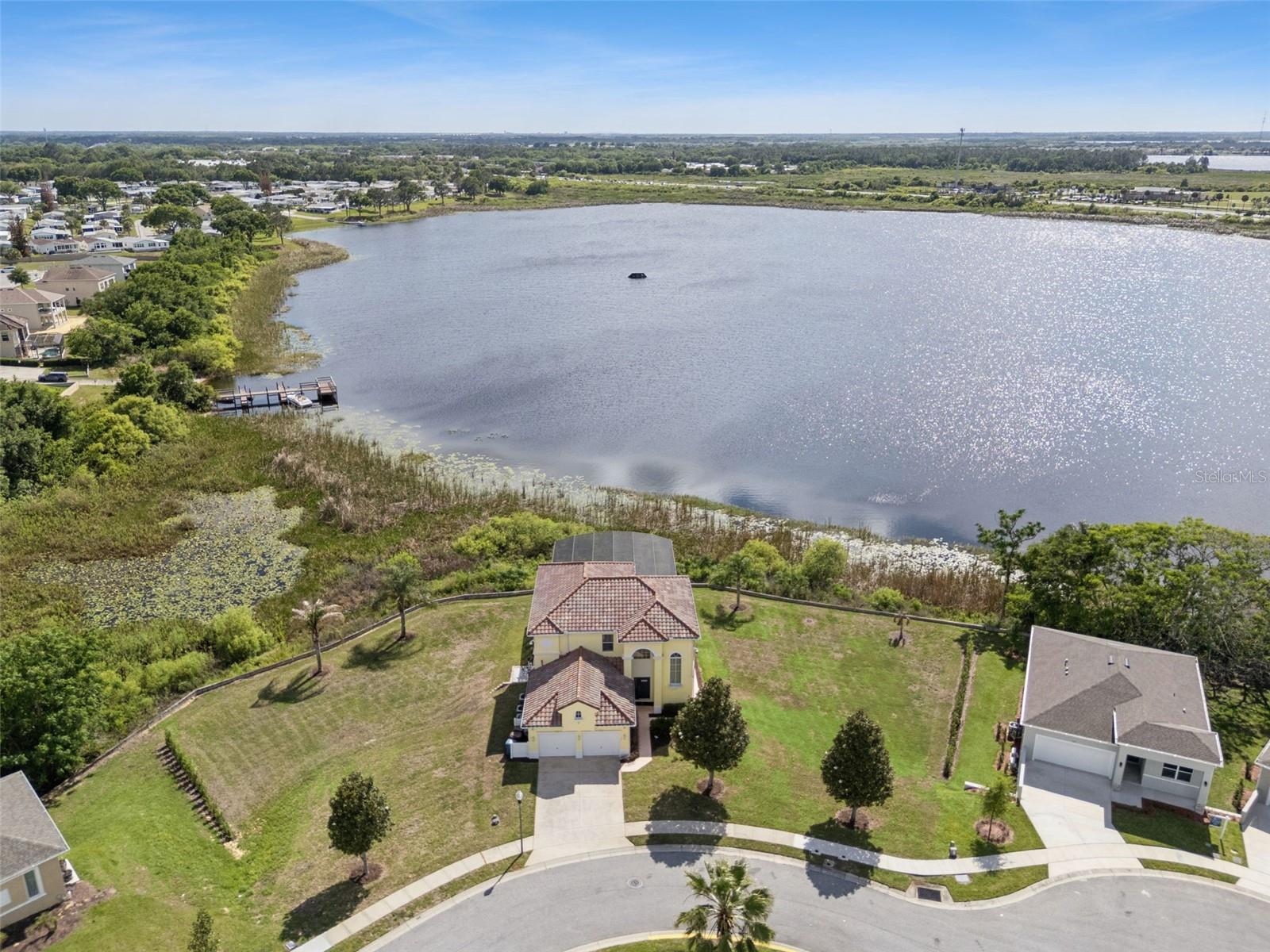 CALABAY PARC AT TOWER LAKE - Residential