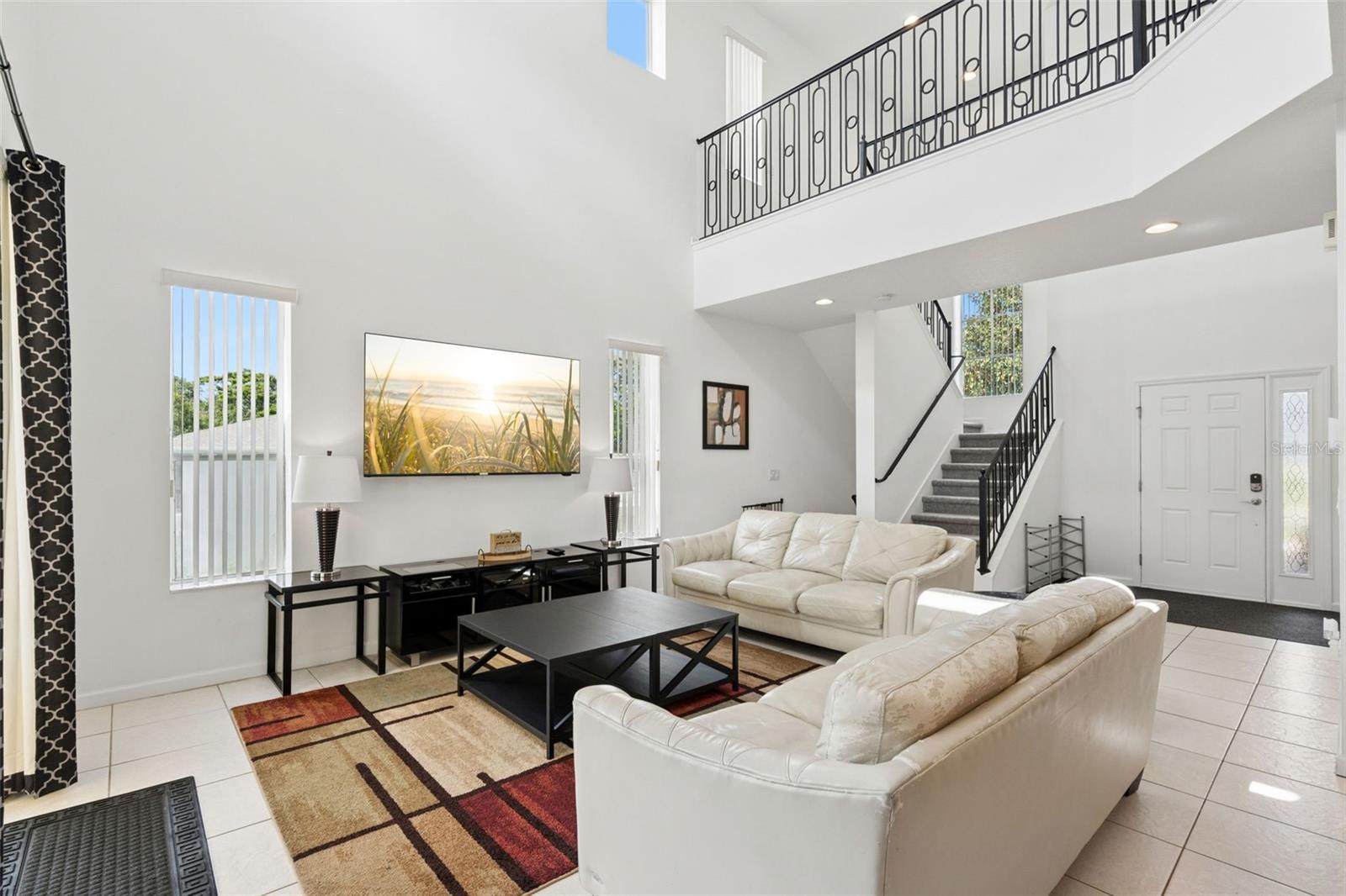 CALABAY PARC AT TOWER LAKE - Residential