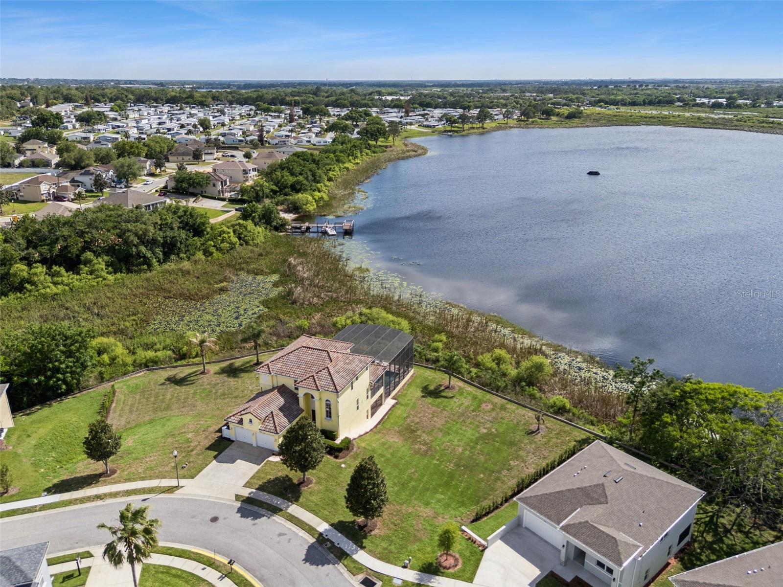 CALABAY PARC AT TOWER LAKE - Residential