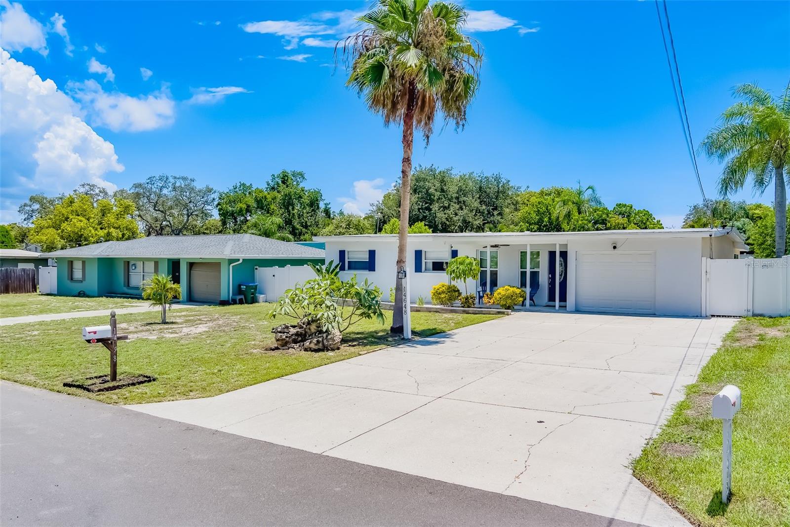 View LARGO, FL 33774 house