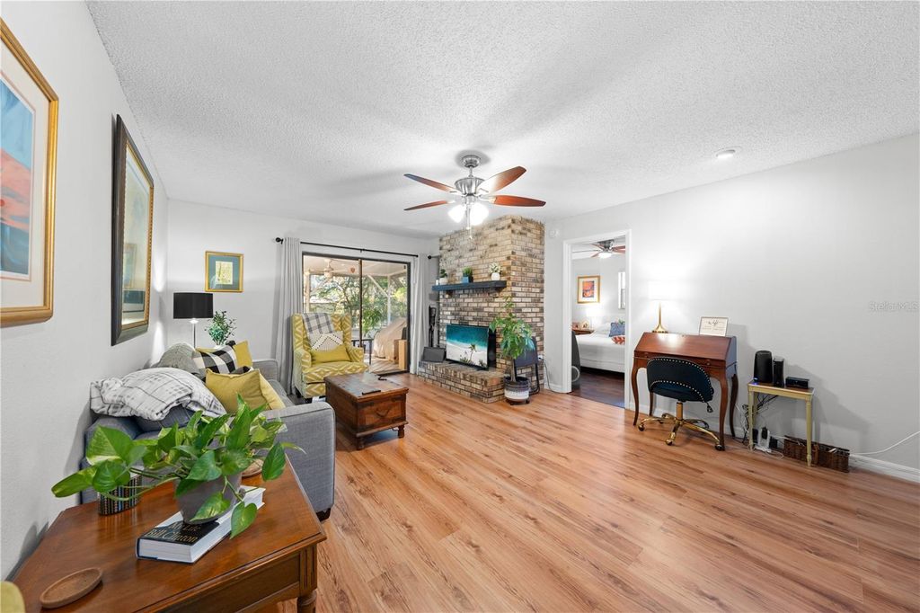 Photo of 8 Wood Street, Oviedo, FL 32765 (MLS # O6362019)