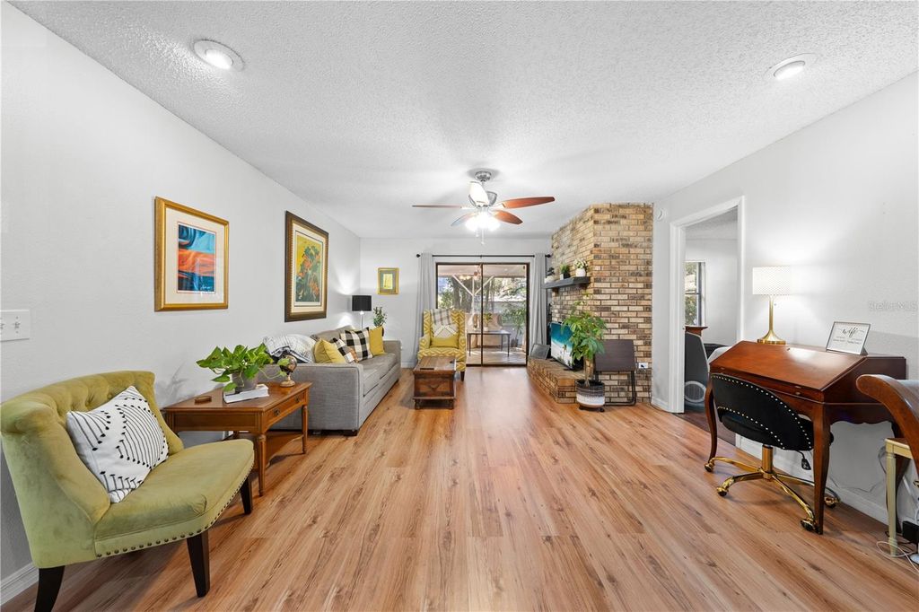 Photo of 8 Wood Street, Oviedo, FL 32765 (MLS # O6362019)