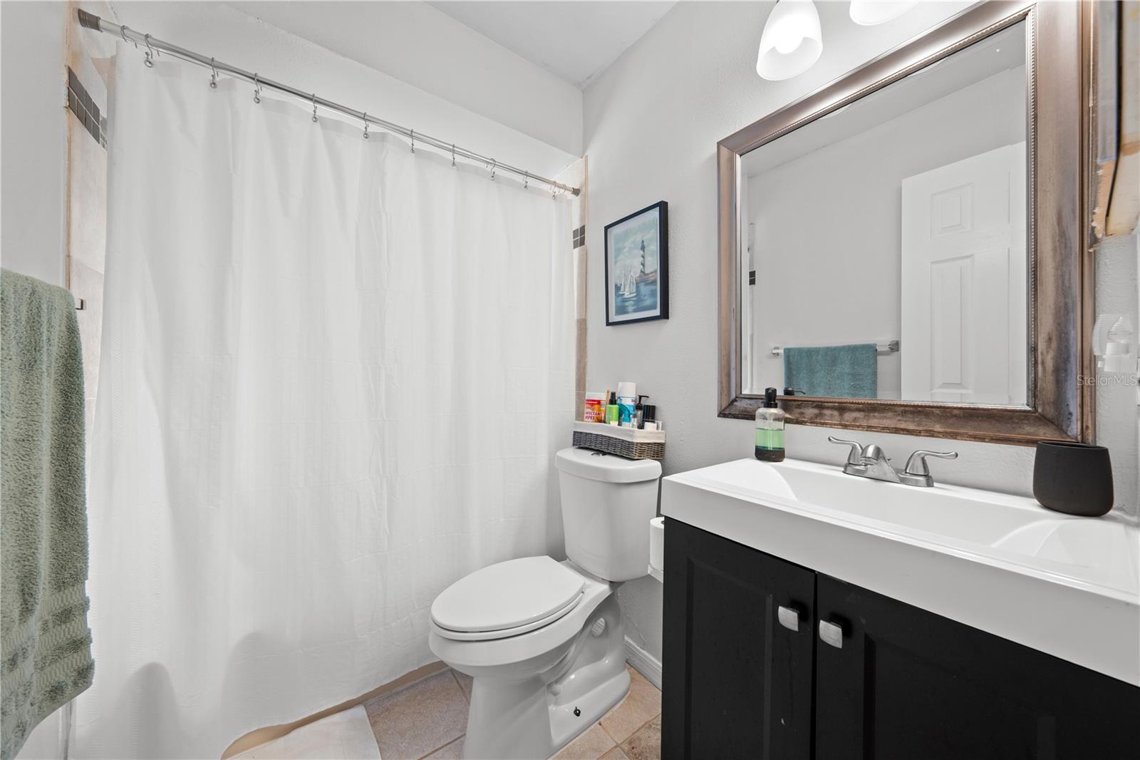 LA JUNE PARK - Residential