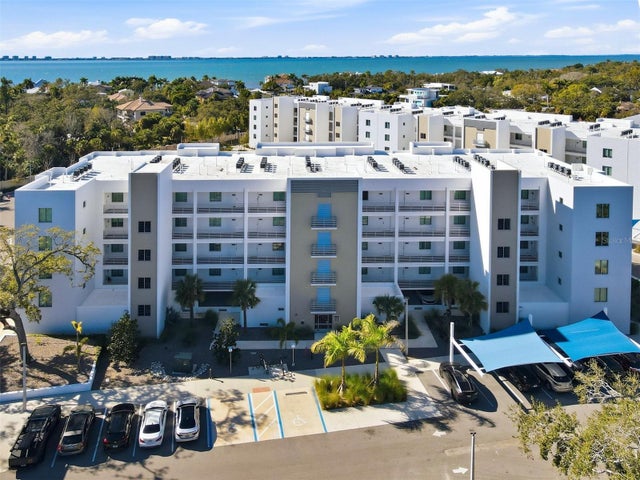 1703 N TAMIAMI TRAIL B507