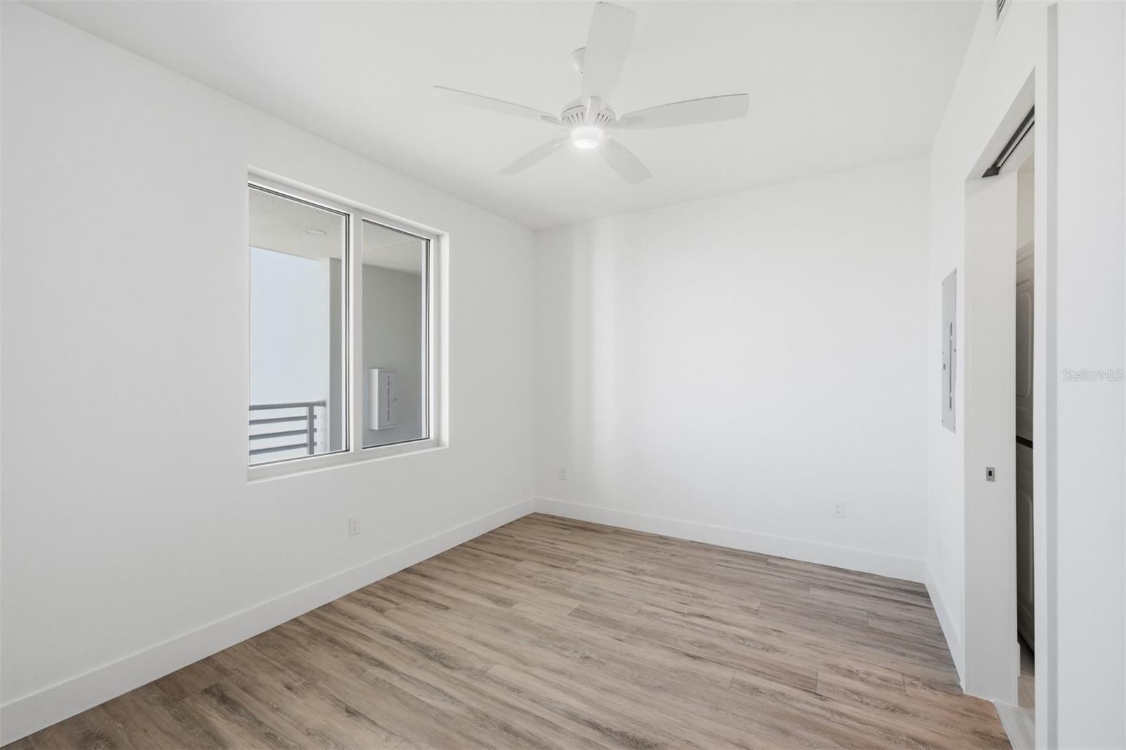 THE STRAND - Residential