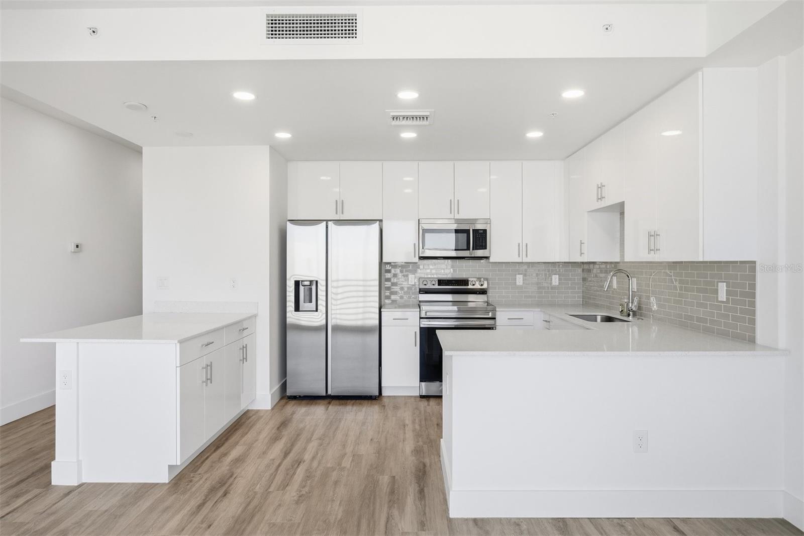 THE STRAND - Residential