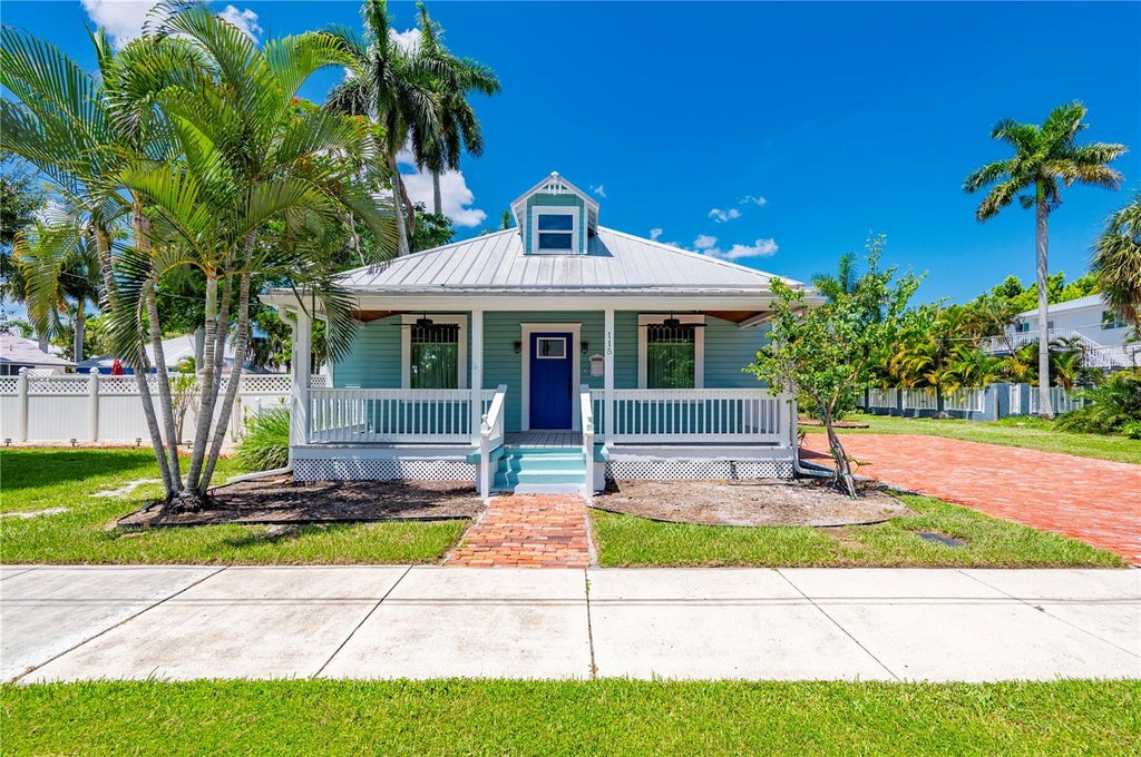 Photo of 115 Gill Street, Punta Gorda, FL 33950 (MLS # C7528811)
