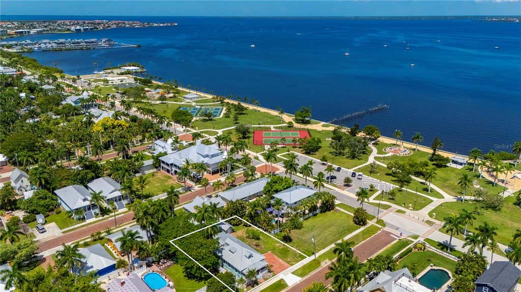 Photo of 115 Gill Street, Punta Gorda, FL 33950 (MLS # C7528811)