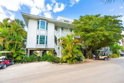 Photo of 7454 Palm Island Drive #3313, Placida, FL 33946 (MLS # D6134084)