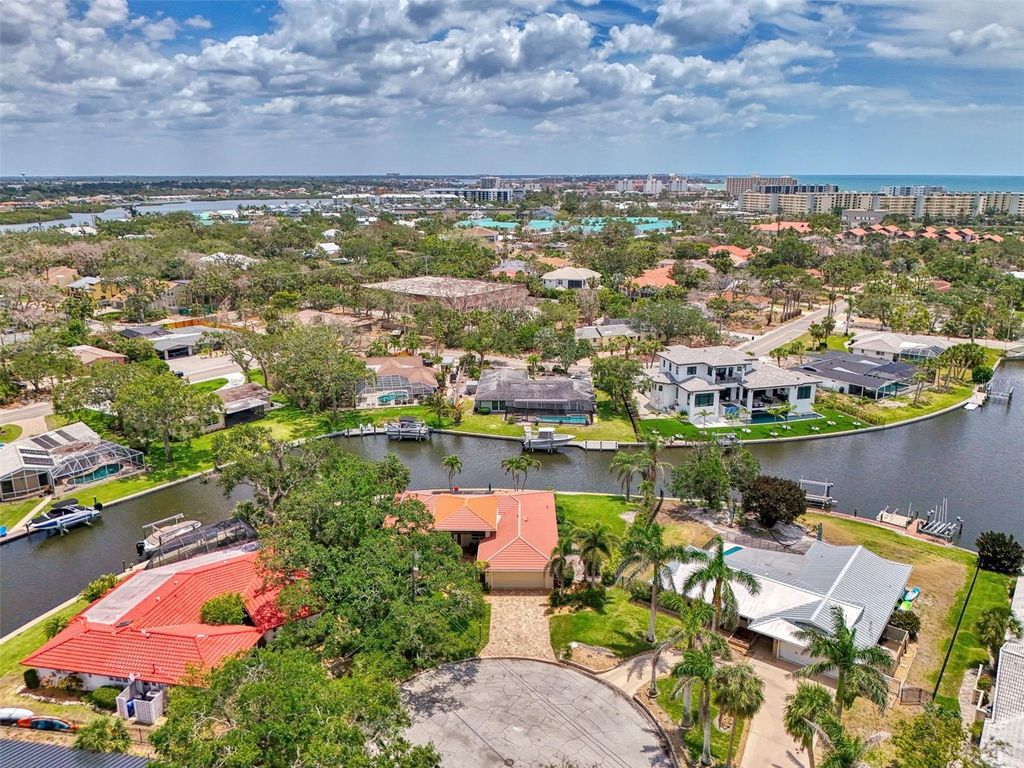 Photo of 1038 Contento Street, Sarasota, FL 34242 (MLS # A4650938)