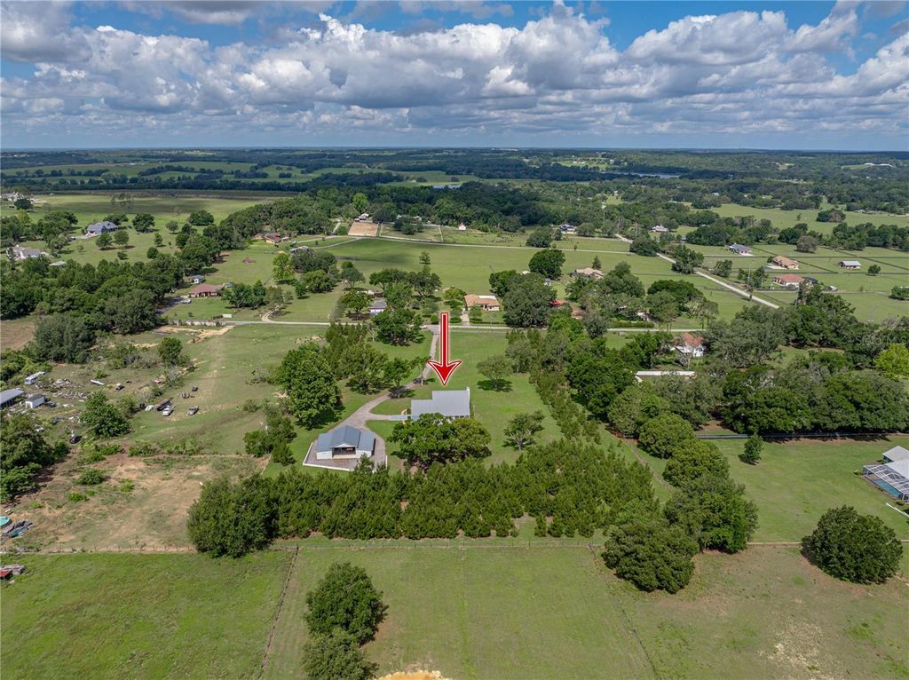 Photo of 16326 Kalli Way, Dade City, FL 33523 (MLS # TB8387682)