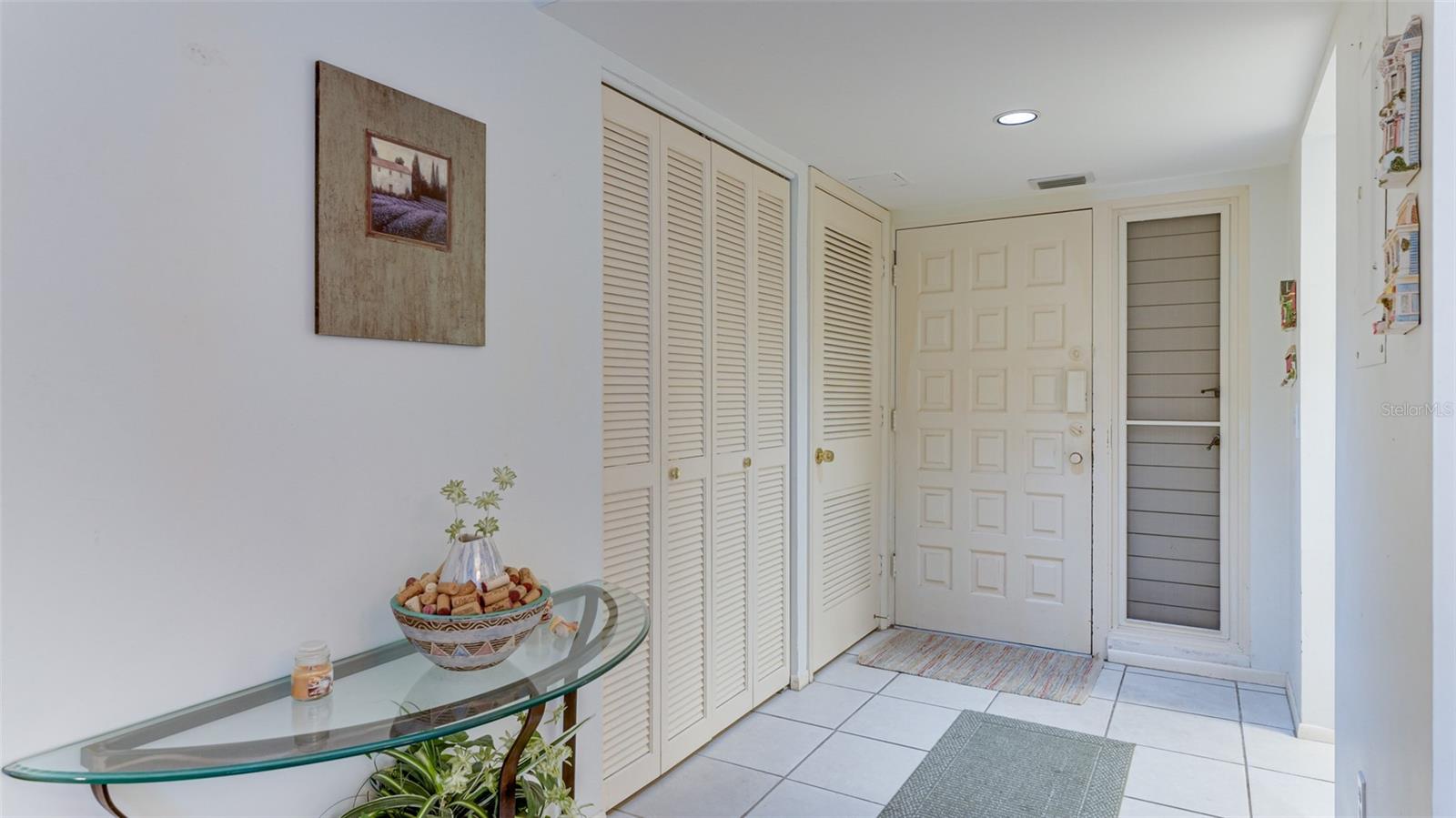 SEAPLACE I - Residential