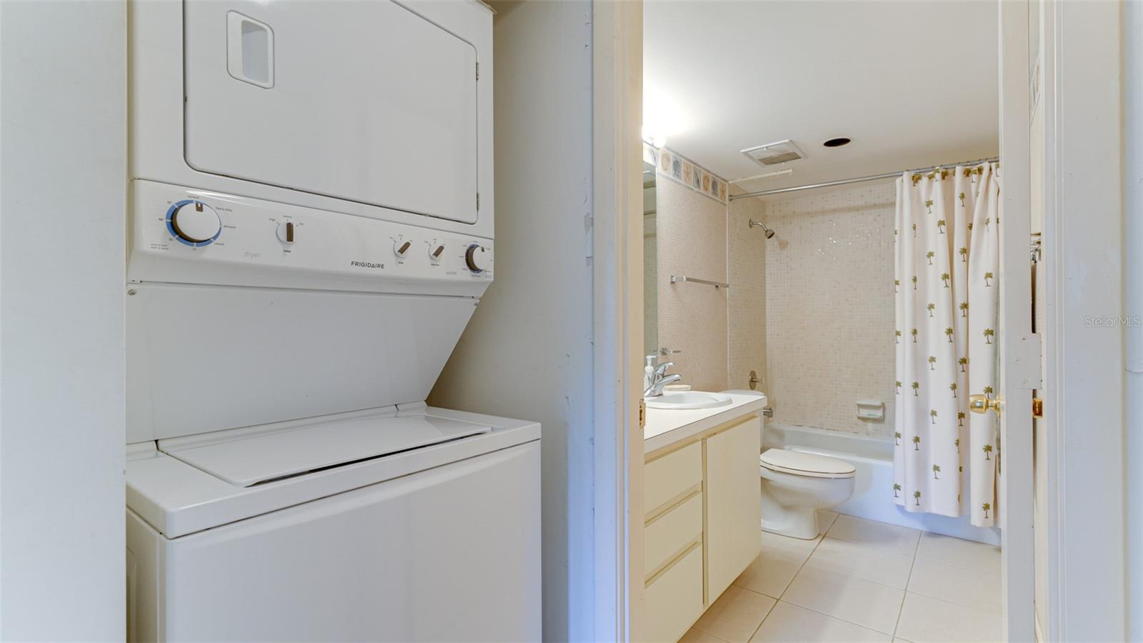 SEAPLACE I - Residential