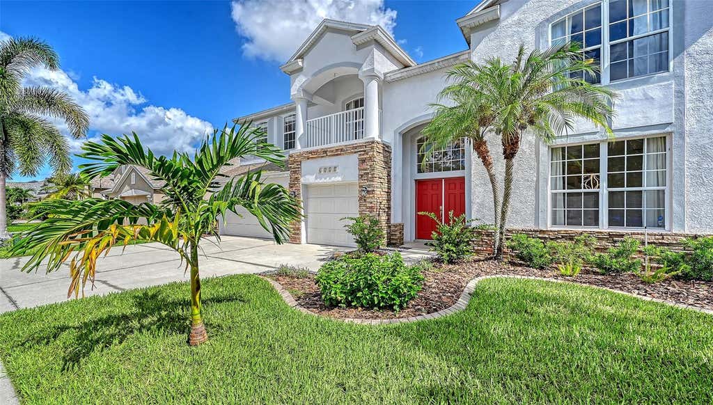 Photo of 4410 67th Avenue Circle E, Sarasota, FL 34243 (MLS # A4702922)