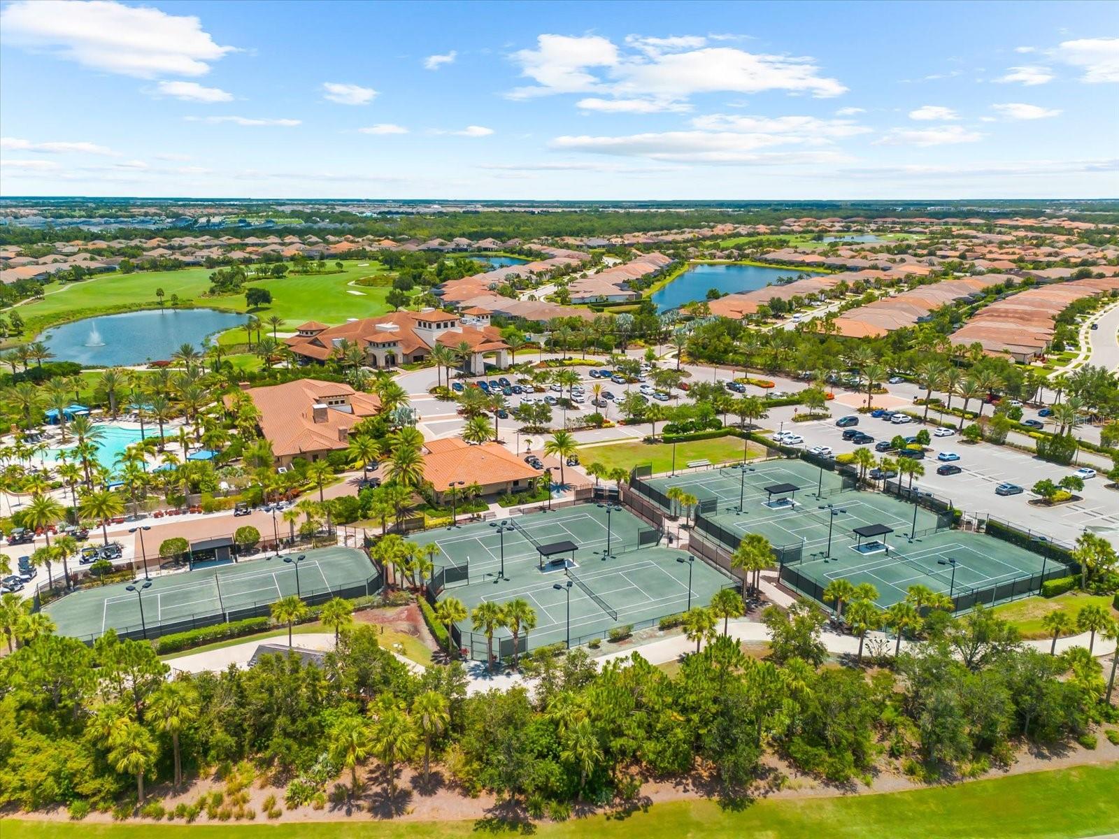 ESPLANADE - Residential