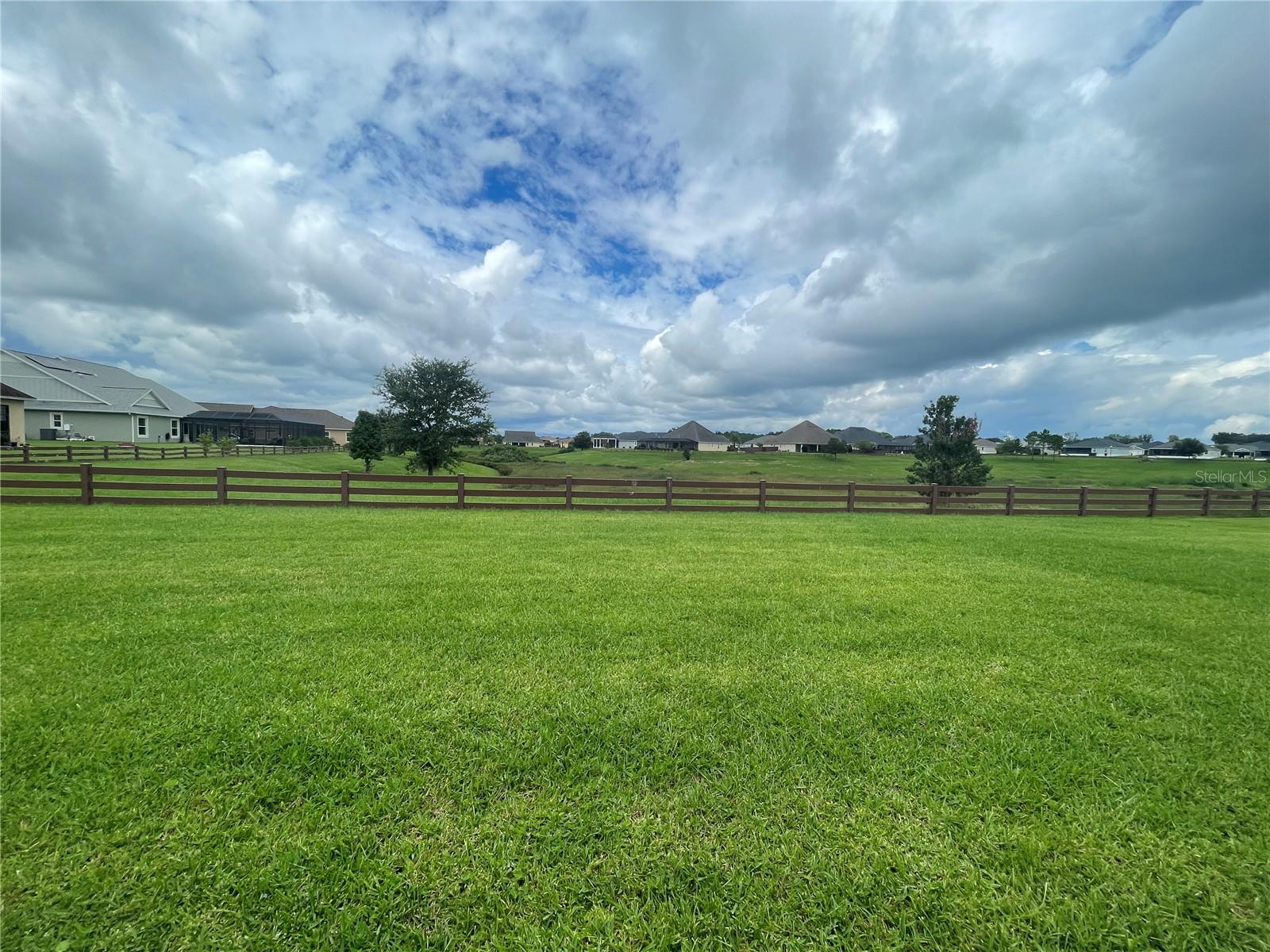 OXFORD OAKS PH 1 - Residential