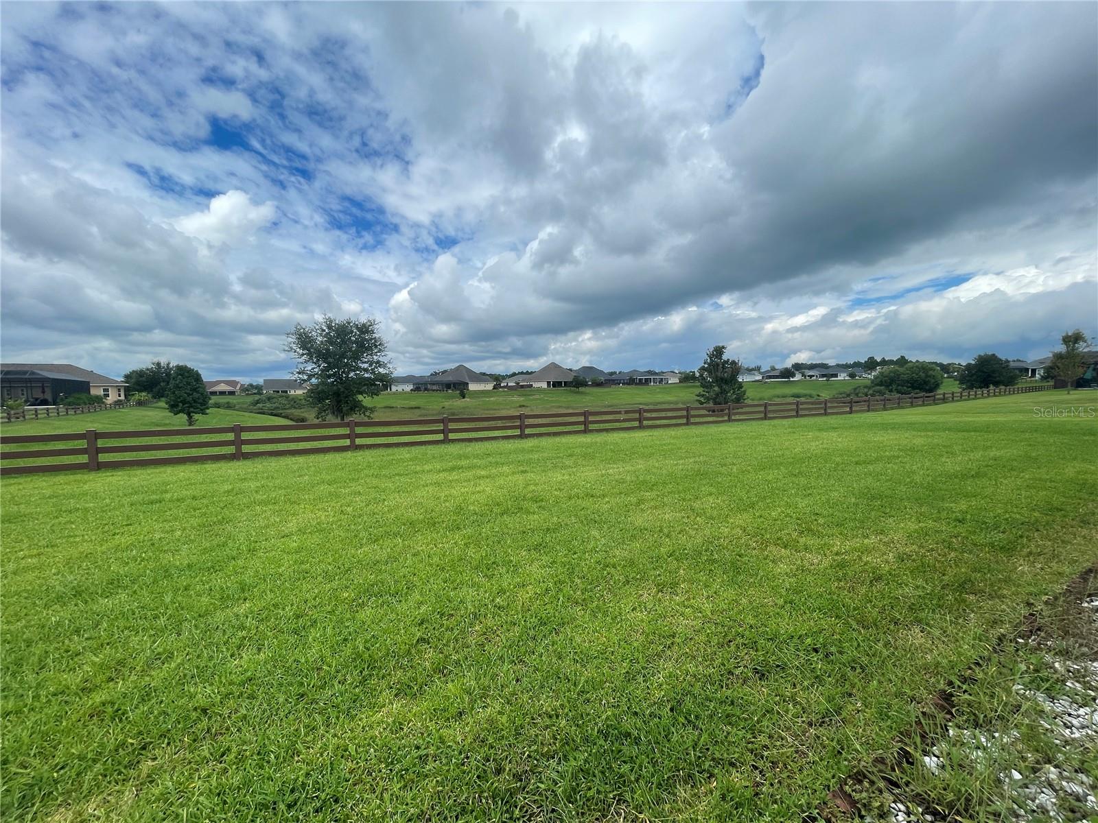 OXFORD OAKS PH 1 - Residential