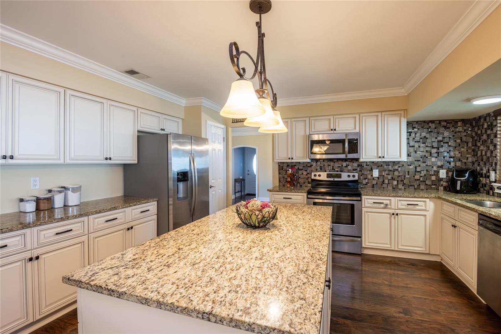 1375 CORNER OAKS DRIVE