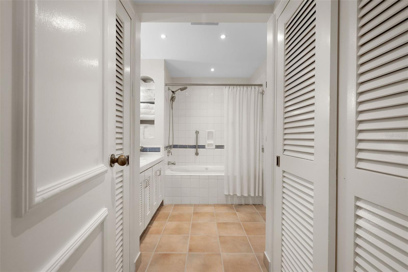 1000 AVENUE EL CONQUISTADOR 5151