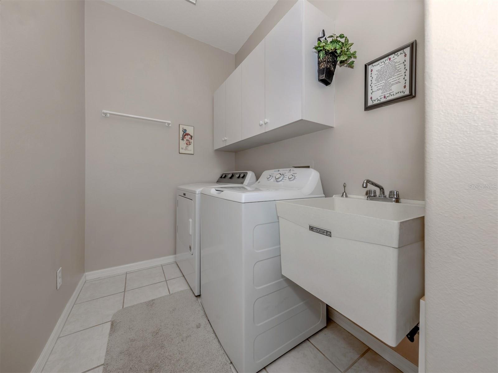 STONECASTLE AT SOUTHWOOD PH 01 - Residential